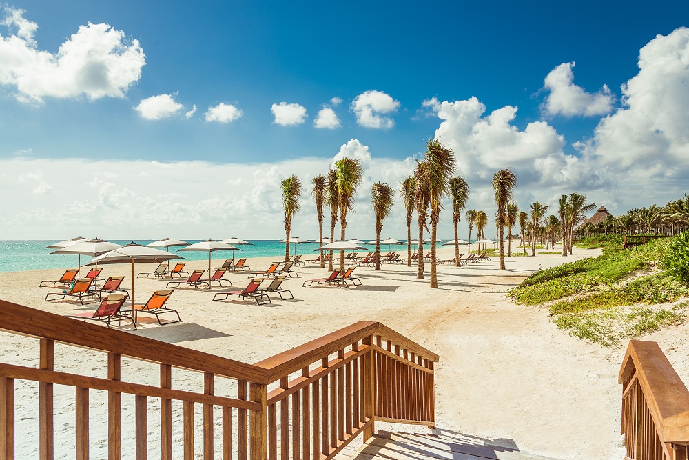 Andaz Mayakoba Beach and Pier