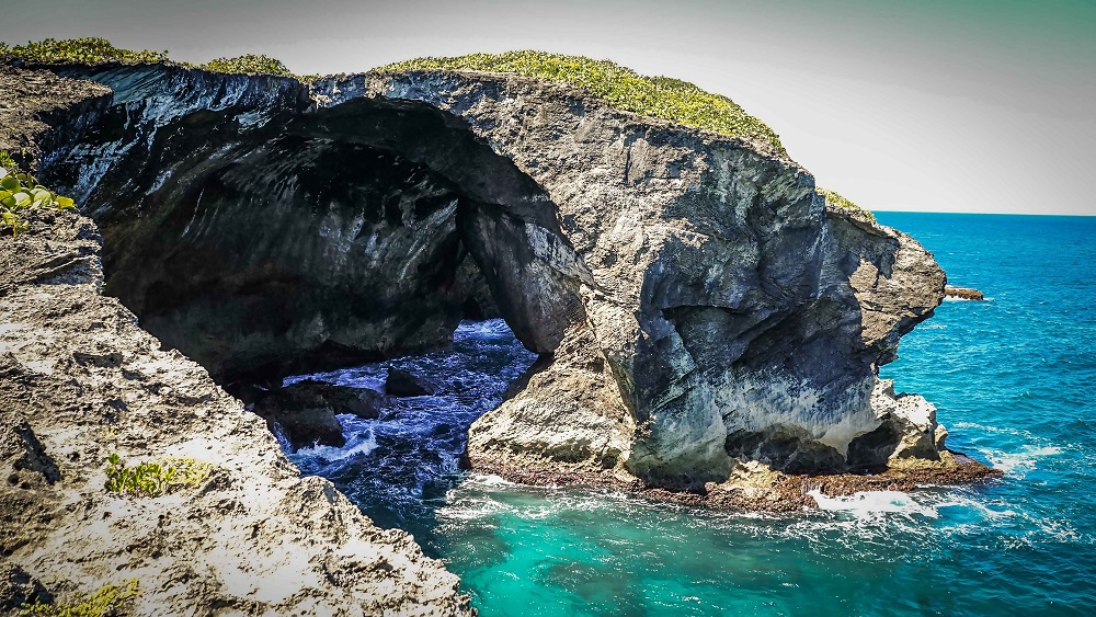 Cliff Puerto Rico