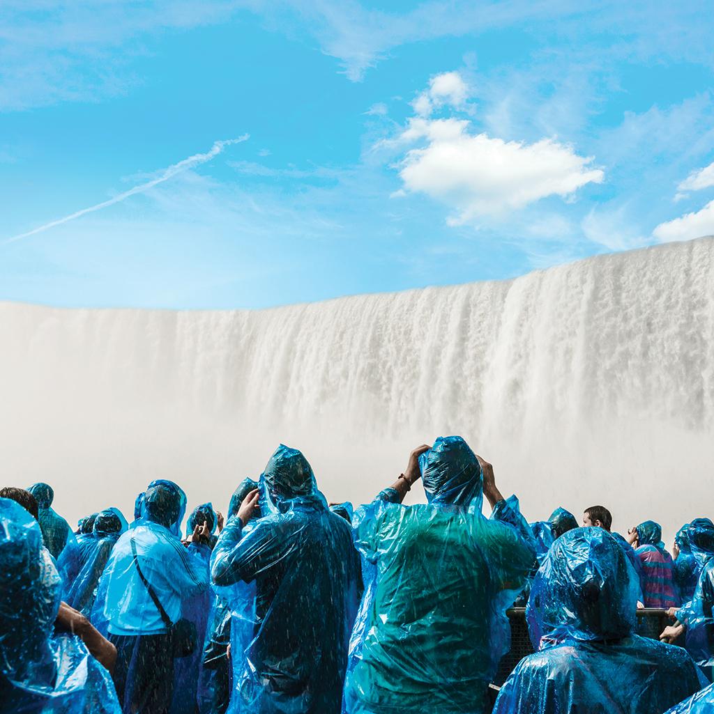 Viewing the rushing falls from a Niagara falls guided tour boat