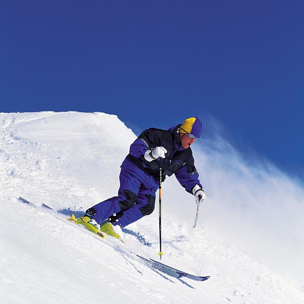 Man skiing in Oregon